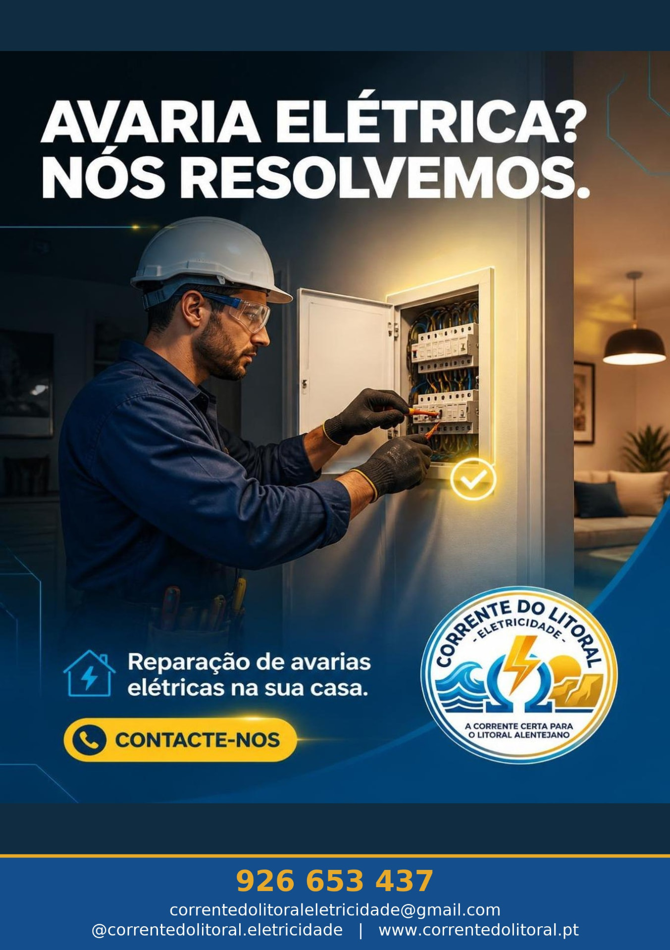 Eletricista a reparar um quadro elétrico